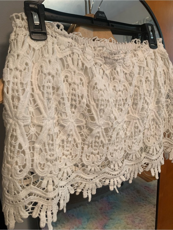 Oxford Circus Dresses & Skirts - White Crochet Lace Mini Skirt - Women's Elegant Beachwear